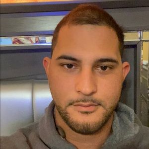 Meet your Posher, Janiel